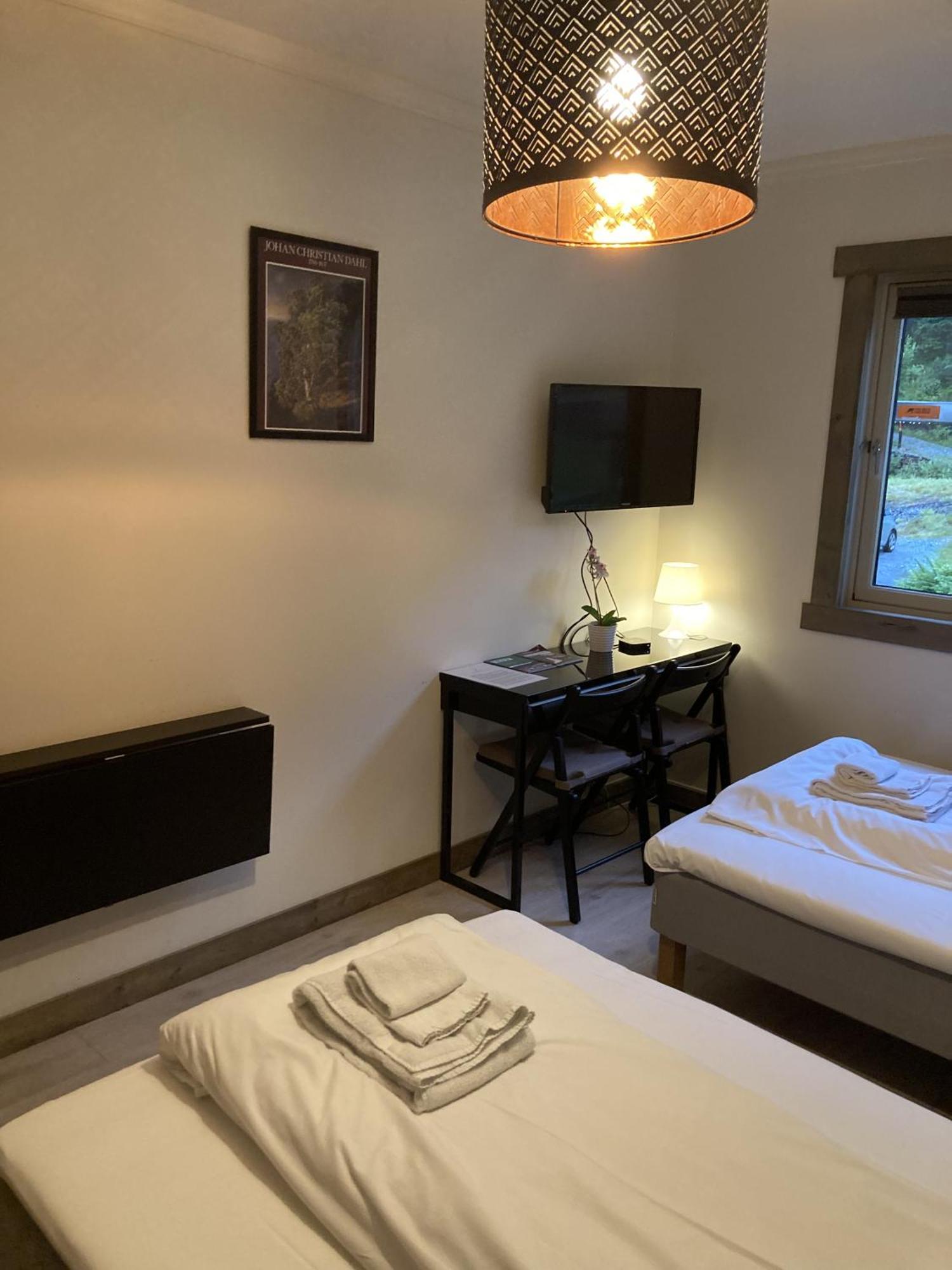 Kvamseter Lodge Eikedalen ภายนอก รูปภาพ