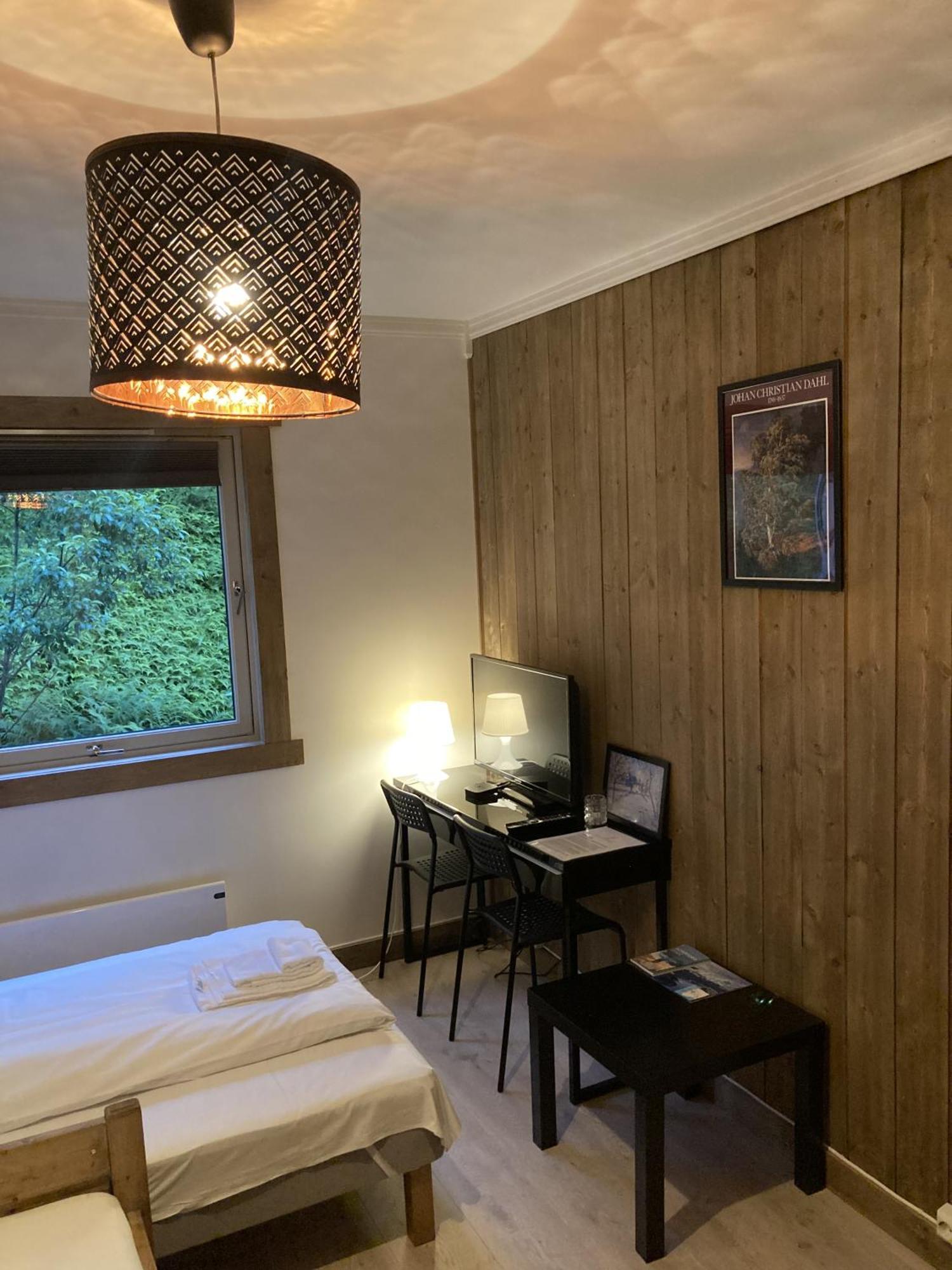 Kvamseter Lodge Eikedalen ภายนอก รูปภาพ